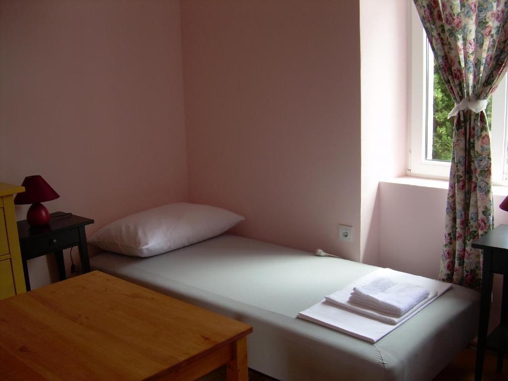 Phara Hostel Gdinj Habitación foto